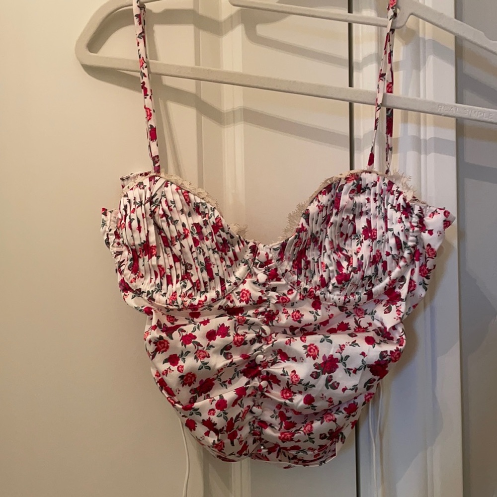 For love and lemons floral tank